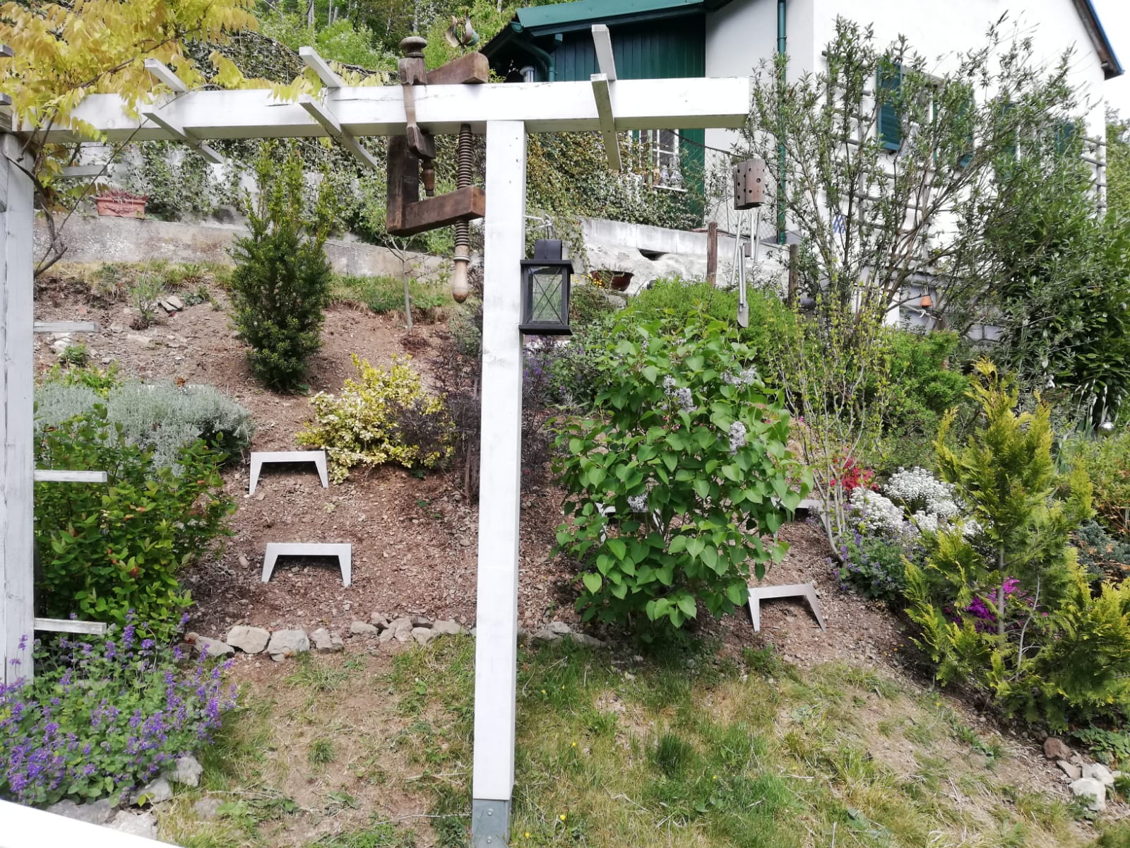 Geländer verzinkt im Garten